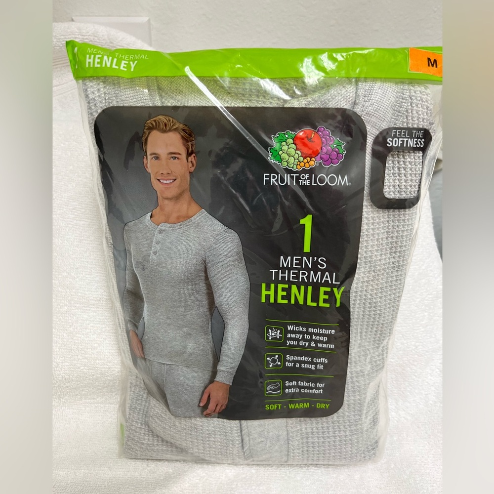 Fruit of the Loom Men's  Gray Thermal Henley. Size M